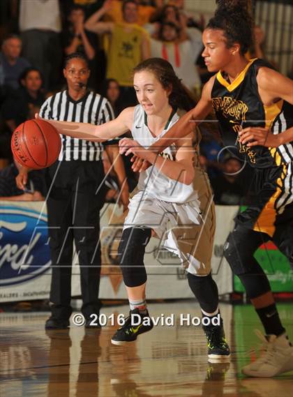 Thumbnail 1 in Canyon vs. Newbury Park (CIF SS 2AA Final) photogallery.