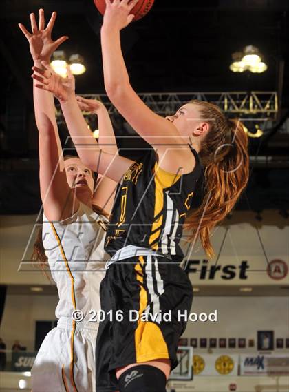 Thumbnail 2 in Canyon vs. Newbury Park (CIF SS 2AA Final) photogallery.