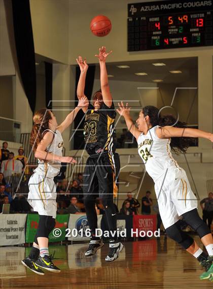 Thumbnail 2 in Canyon vs. Newbury Park (CIF SS 2AA Final) photogallery.