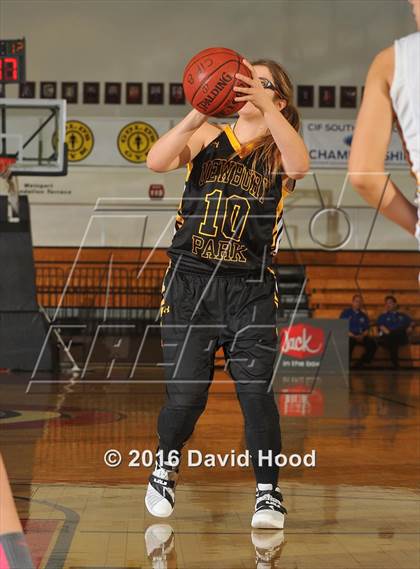 Thumbnail 1 in Canyon vs. Newbury Park (CIF SS 2AA Final) photogallery.