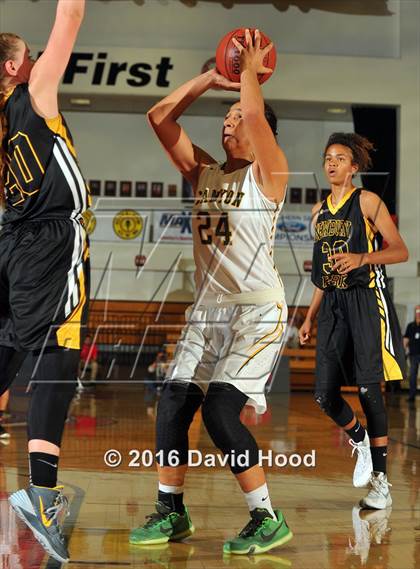Thumbnail 1 in Canyon vs. Newbury Park (CIF SS 2AA Final) photogallery.