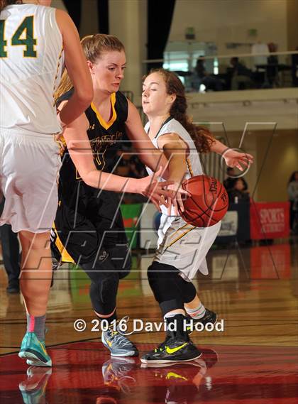 Thumbnail 2 in Canyon vs. Newbury Park (CIF SS 2AA Final) photogallery.