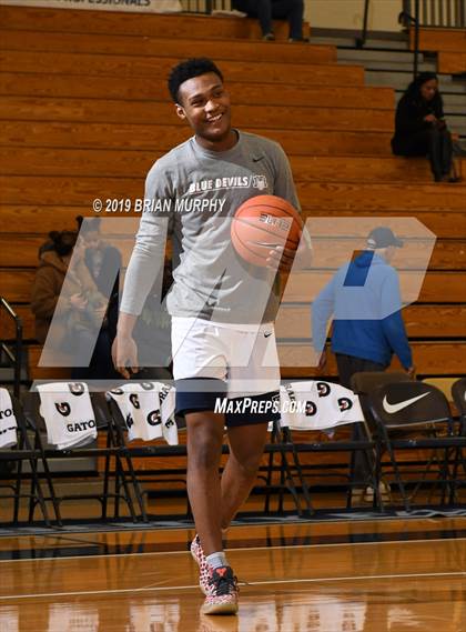 Thumbnail 1 in Norcross vs. Jefferson (Les Schwab Invitational) photogallery.