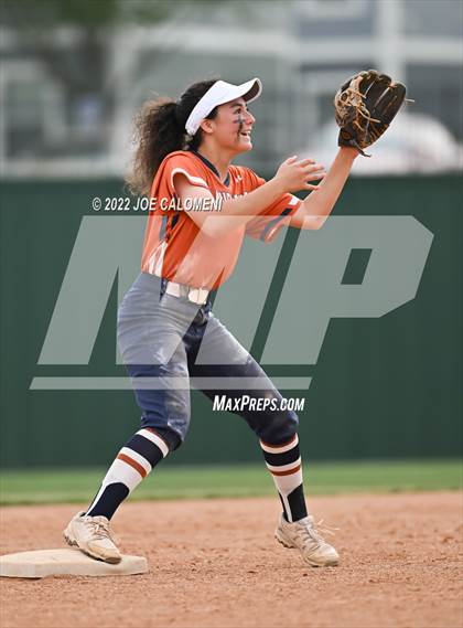 Thumbnail 2 in Churchill vs Madison photogallery.