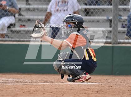 Thumbnail 3 in Churchill vs Madison photogallery.