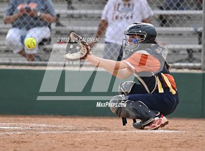 Thumbnail 1 in Churchill vs Madison photogallery.