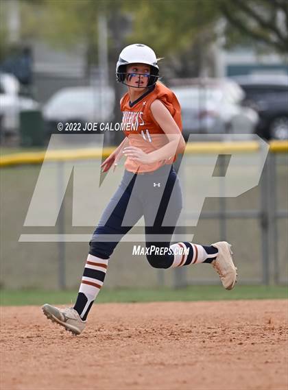 Thumbnail 3 in Churchill vs Madison photogallery.