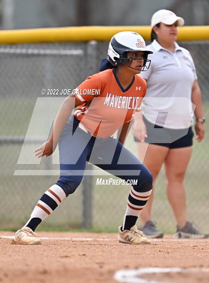 Thumbnail 2 in Churchill vs Madison photogallery.