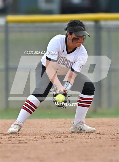 Thumbnail 2 in Churchill vs Madison photogallery.