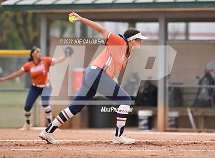 Thumbnail 2 in Churchill vs Madison photogallery.