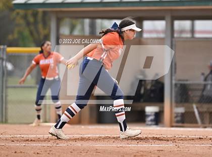 Thumbnail 2 in Churchill vs Madison photogallery.