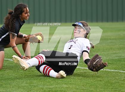 Thumbnail 2 in Churchill vs Madison photogallery.
