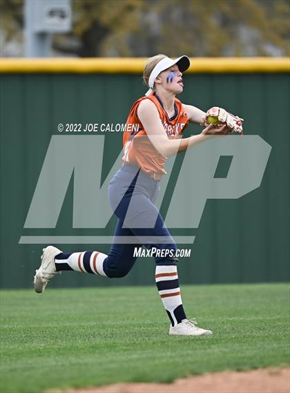 Thumbnail 3 in Churchill vs Madison photogallery.