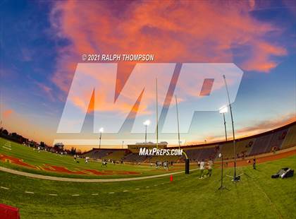 Thumbnail 1 in Central Catholic vs. Monterey Trail (CIF SJS D-2 Final) photogallery.