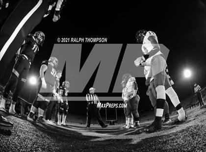 Thumbnail 2 in Central Catholic vs. Monterey Trail (CIF SJS D-2 Final) photogallery.