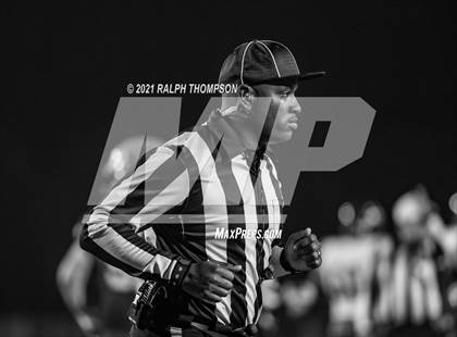 Thumbnail 3 in Central Catholic vs. Monterey Trail (CIF SJS D-2 Final) photogallery.