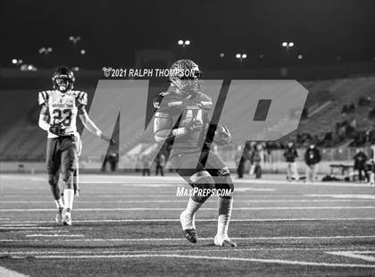 Thumbnail 1 in Central Catholic vs. Monterey Trail (CIF SJS D-2 Final) photogallery.