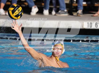 Thumbnail 2 in Grossmont vs. Valhalla (CIF D1 State Qualifier) photogallery.