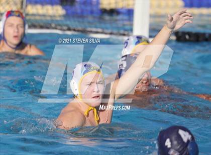 Thumbnail 3 in Grossmont vs. Valhalla (CIF D1 State Qualifier) photogallery.
