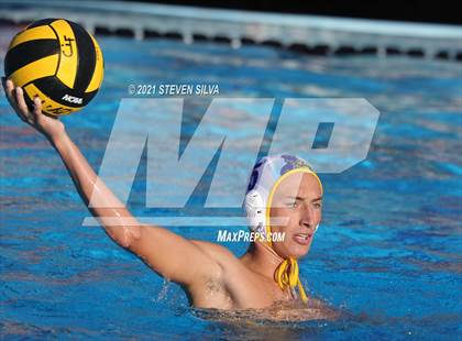 Thumbnail 1 in Grossmont vs. Valhalla (CIF D1 State Qualifier) photogallery.