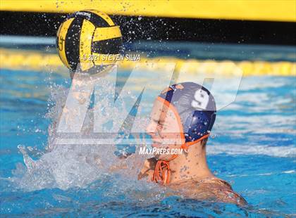 Thumbnail 2 in Grossmont vs. Valhalla (CIF D1 State Qualifier) photogallery.