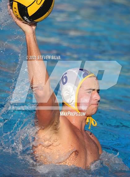 Thumbnail 3 in Grossmont vs. Valhalla (CIF D1 State Qualifier) photogallery.