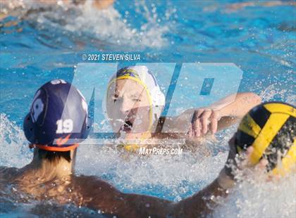 Thumbnail 1 in Grossmont vs. Valhalla (CIF D1 State Qualifier) photogallery.