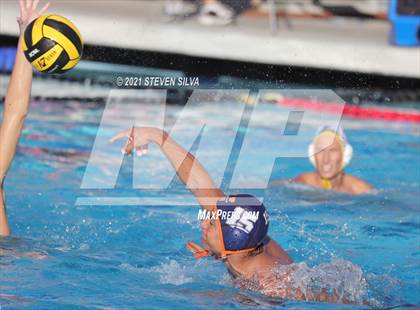 Thumbnail 1 in Grossmont vs. Valhalla (CIF D1 State Qualifier) photogallery.