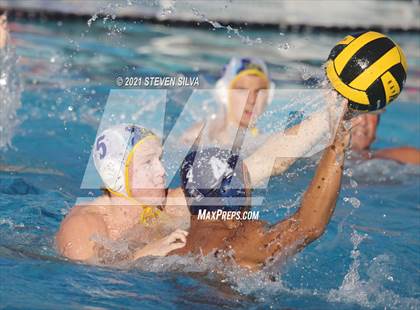Thumbnail 2 in Grossmont vs. Valhalla (CIF D1 State Qualifier) photogallery.