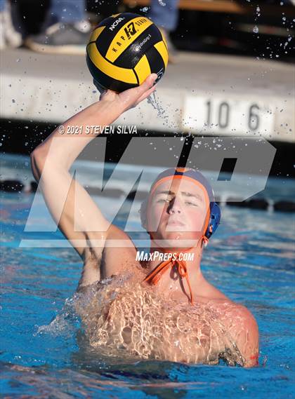 Thumbnail 3 in Grossmont vs. Valhalla (CIF D1 State Qualifier) photogallery.