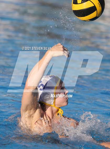 Thumbnail 3 in Grossmont vs. Valhalla (CIF D1 State Qualifier) photogallery.