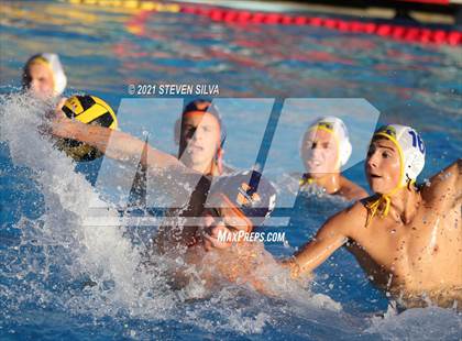 Thumbnail 2 in Grossmont vs. Valhalla (CIF D1 State Qualifier) photogallery.