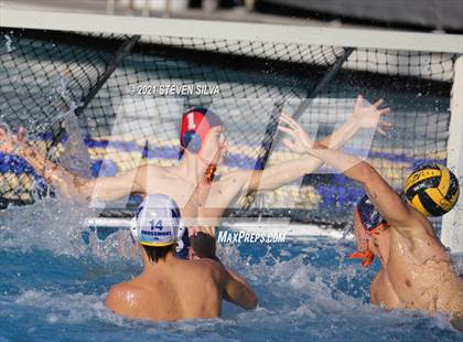 Thumbnail 2 in Grossmont vs. Valhalla (CIF D1 State Qualifier) photogallery.