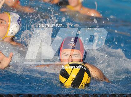 Thumbnail 1 in Grossmont vs. Valhalla (CIF D1 State Qualifier) photogallery.