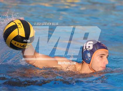 Thumbnail 2 in Grossmont vs. Valhalla (CIF D1 State Qualifier) photogallery.