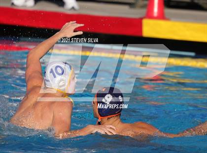 Thumbnail 2 in Grossmont vs. Valhalla (CIF D1 State Qualifier) photogallery.