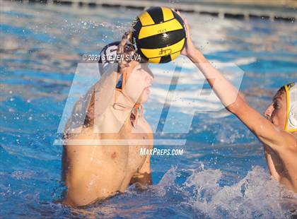 Thumbnail 1 in Grossmont vs. Valhalla (CIF D1 State Qualifier) photogallery.