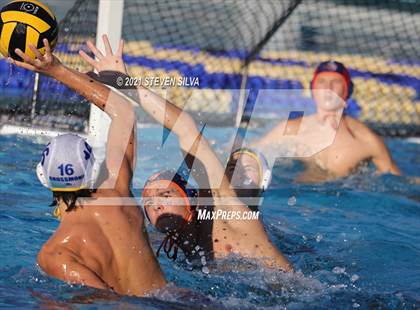 Thumbnail 2 in Grossmont vs. Valhalla (CIF D1 State Qualifier) photogallery.