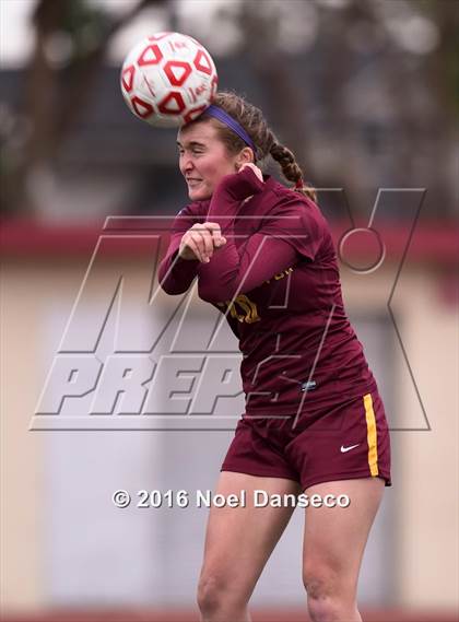 Thumbnail 3 in Burlingame vs. Menlo-Atherton photogallery.