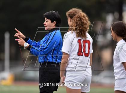 Thumbnail 1 in Burlingame vs. Menlo-Atherton photogallery.