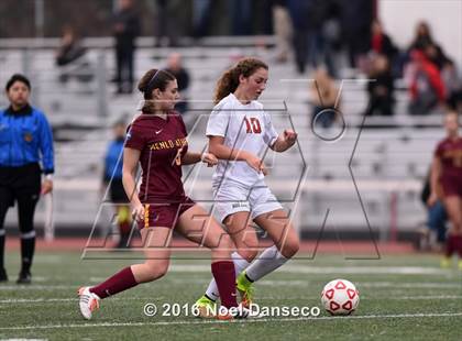 Thumbnail 3 in Burlingame vs. Menlo-Atherton photogallery.