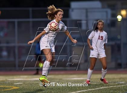 Thumbnail 1 in Burlingame vs. Menlo-Atherton photogallery.