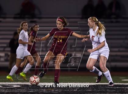 Thumbnail 3 in Burlingame vs. Menlo-Atherton photogallery.