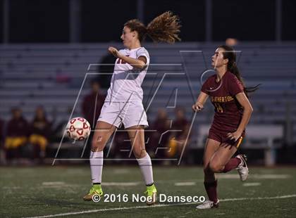 Thumbnail 1 in Burlingame vs. Menlo-Atherton photogallery.