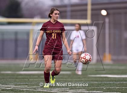Thumbnail 3 in Burlingame vs. Menlo-Atherton photogallery.