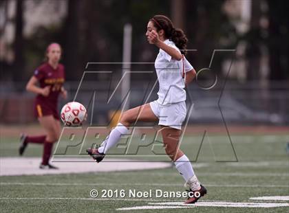 Thumbnail 3 in Burlingame vs. Menlo-Atherton photogallery.