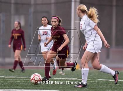 Thumbnail 2 in Burlingame vs. Menlo-Atherton photogallery.