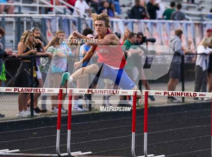 Thumbnail 1 in IHSAA Sectional #12 (Hurdles) photogallery.