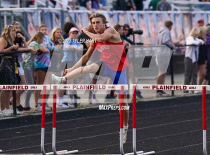 Thumbnail 2 in IHSAA Sectional #12 (Hurdles) photogallery.