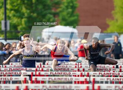 Thumbnail 2 in IHSAA Sectional #12 (Hurdles) photogallery.